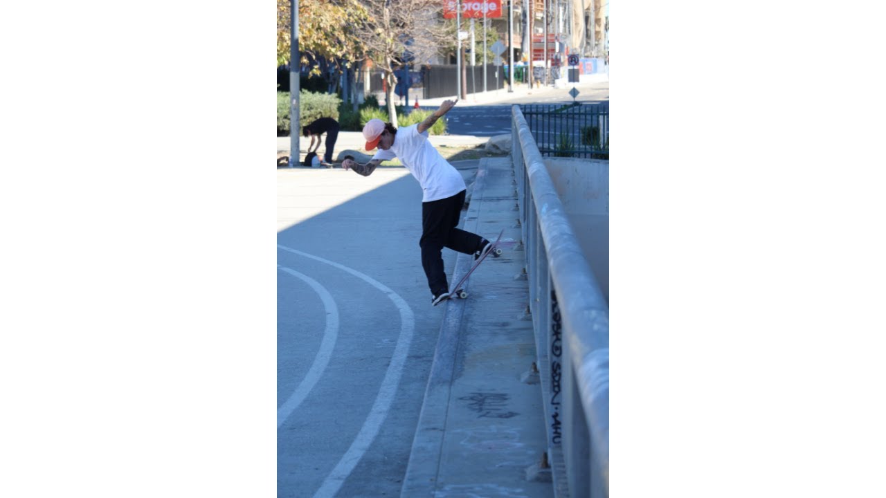 Tanner Lawler - The Skate Loop Zine