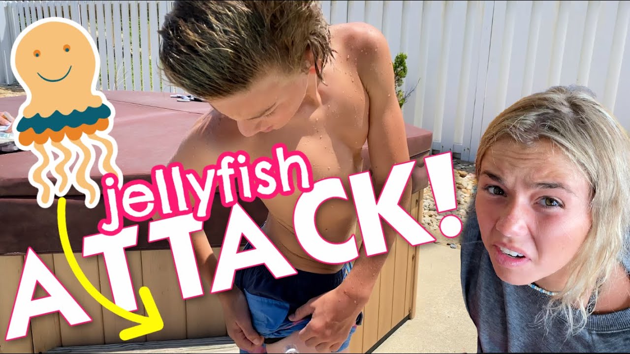ATTACKED BY A JELLYFISH IN THE OUTER BANKS | BEACH VACATION SOUVENIR SHOPPING | SAYING GOODBYE