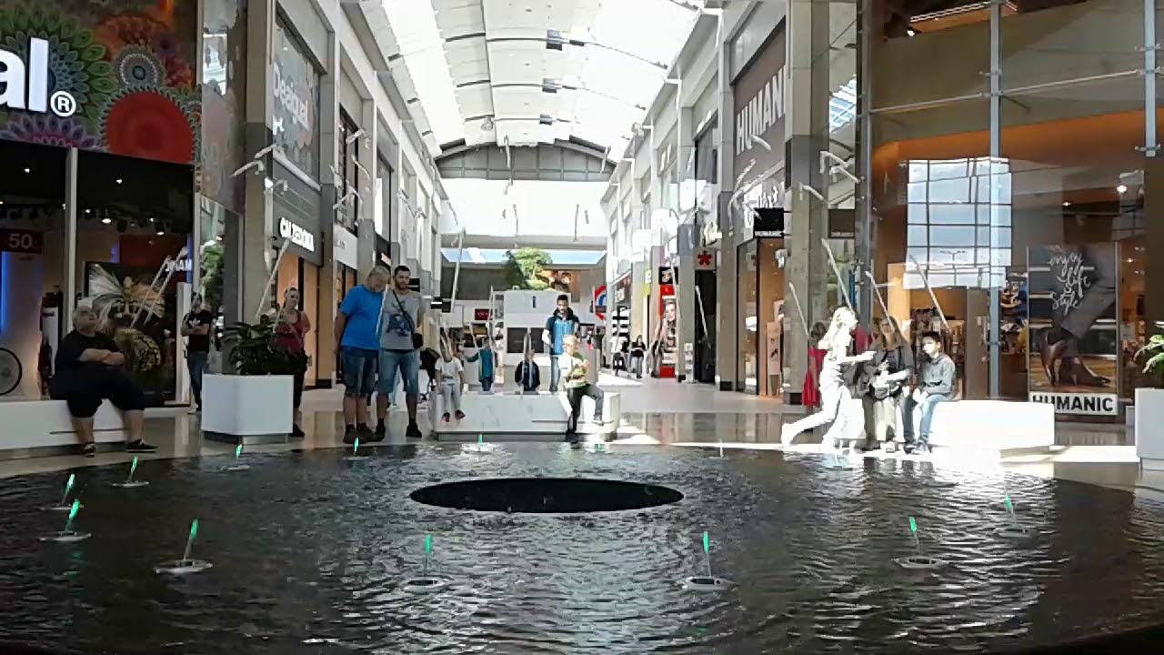 Fontána v Metropoli Zličín 8.9.2018 13:00