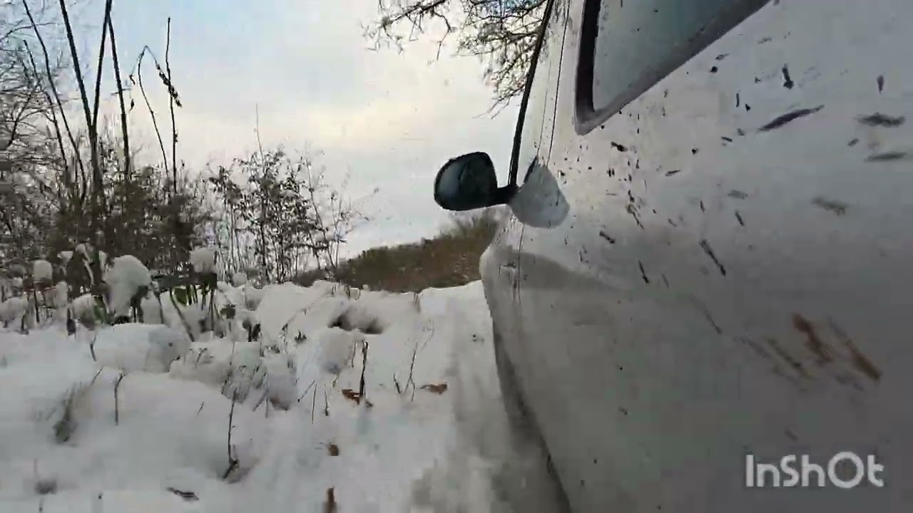 Škoda Yeti 4x4 , lesní cesta na chatu, offroad, Snow, Wild, road Winter , 1,8Tsi