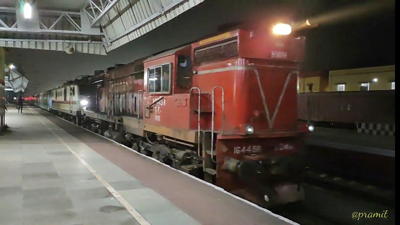 OHE Failure | ALCO leading Howrah Rajdhani arriving Dankuni for detaching ALCO + Duronto overtake