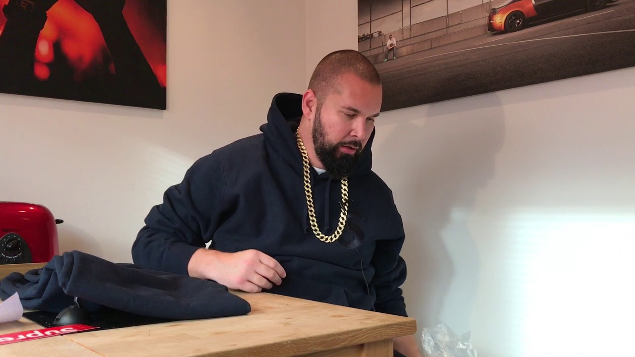 Unboxing : Supreme Tonal S Logo Sweatpant - Navy