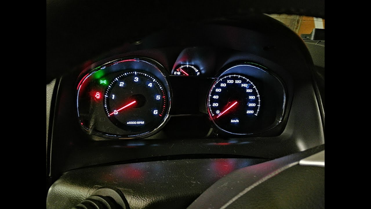 Chevrolet Captiva замена панели приборов  (С100 на С140 )