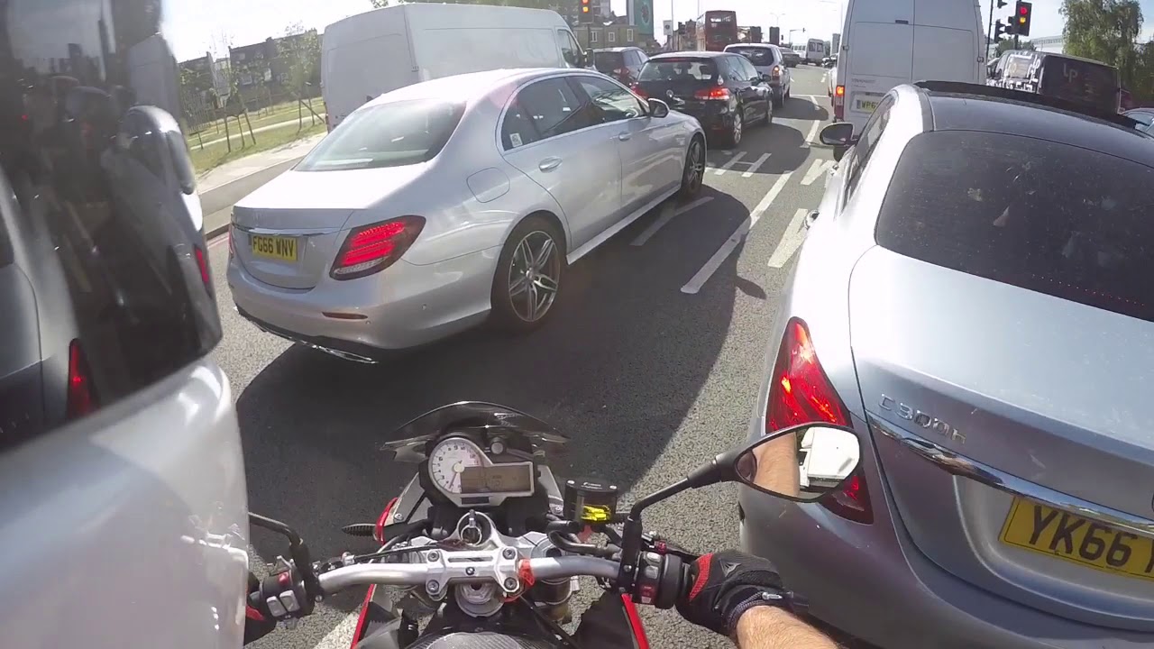 Triumph street triple & BMW S1000R