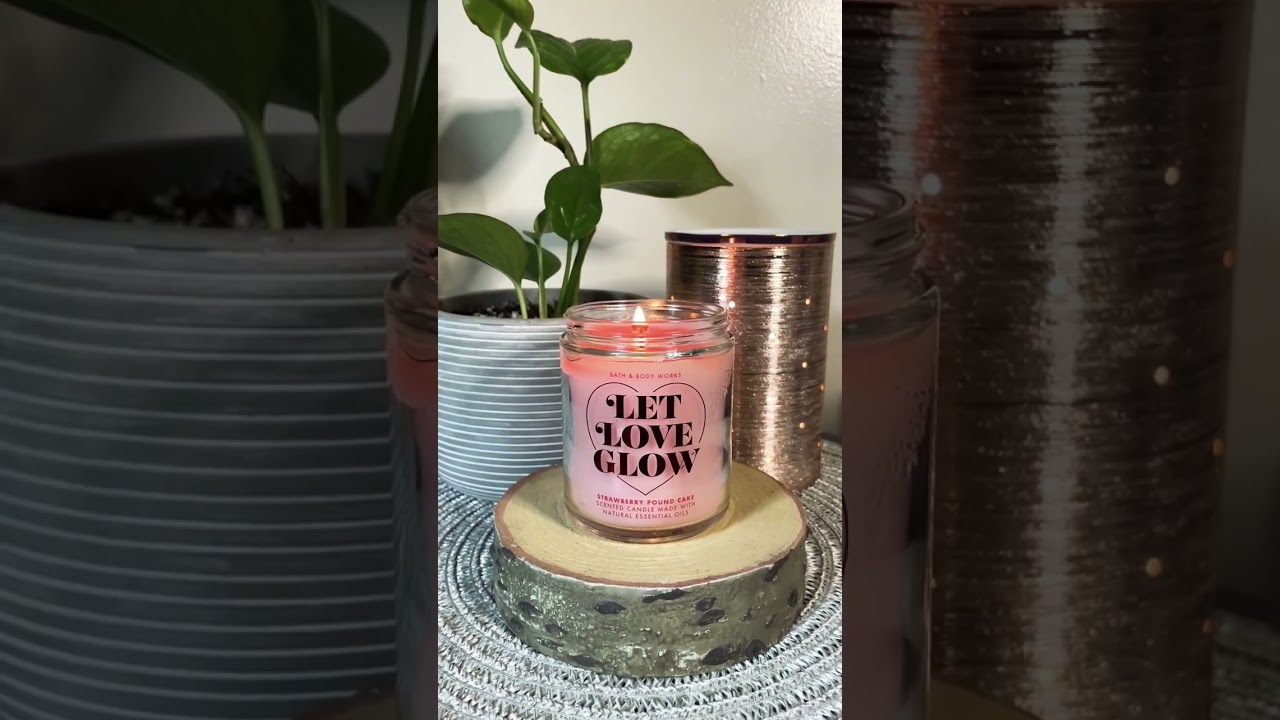 Bath & Body Works / Strawberry Poundcake #shorts