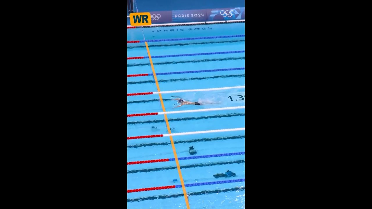One year ago today, France&rsquo;s L&eacute;on Marchand lit up the pool in Paris 🇫🇷 🏊