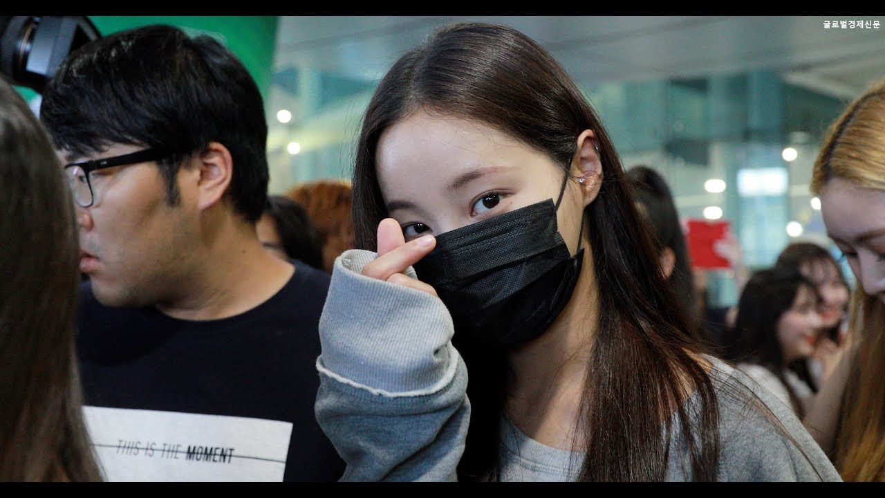 180813 모모랜드(MOMOLAND) 연우-주이, '메리들 보고싶었죠?'(인천공항 입국)