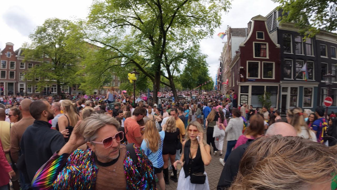 Canal Parade Amsterdam 🎧