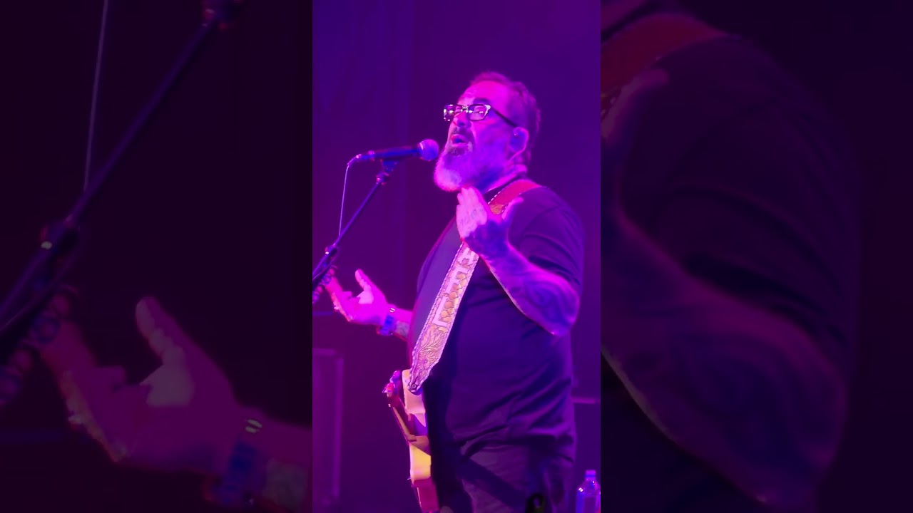 Aaron Lewis- Country Boy - Live