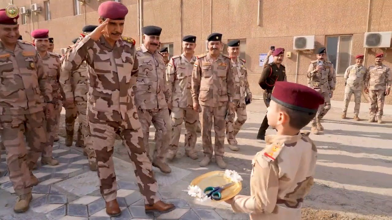 رئيس أركان الجيش يزور دائرة العمليات ويفتتح مركز منظومات الاتصال الثانوي