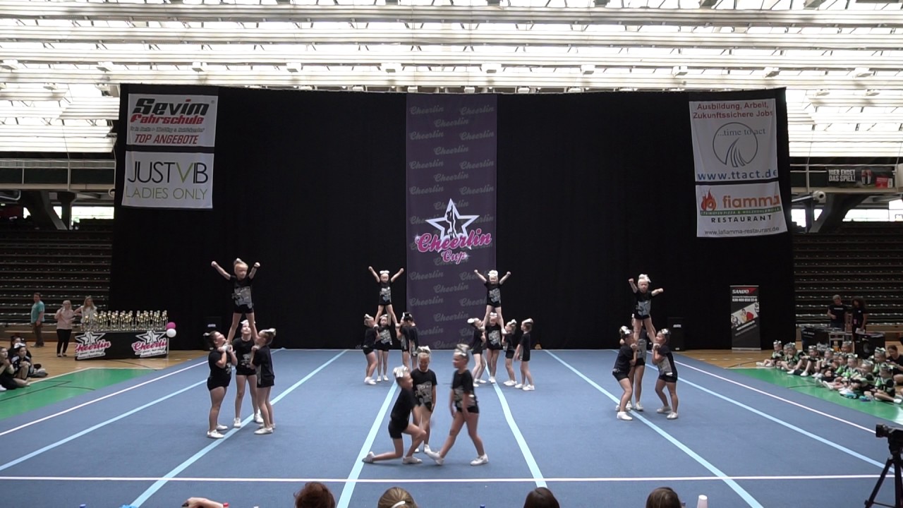 Cheerlin Cup 2017 - PeeWee Lvl 1 - Mini Panthers