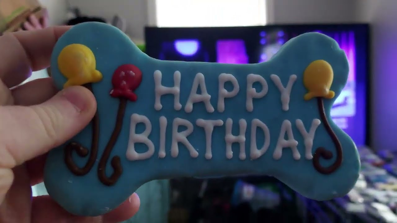 🎁🎂 День рождения Снупи начался... пора съесть именинное печенье! 🎉🐕