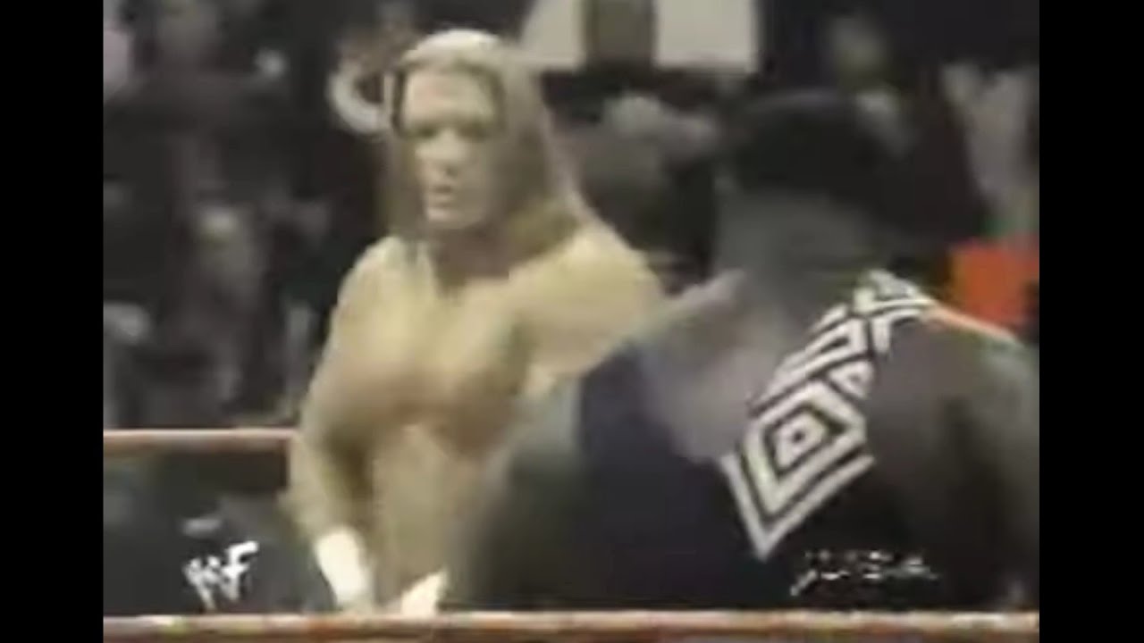 Mark Henry vs. Triple H . Heat 01.03.99