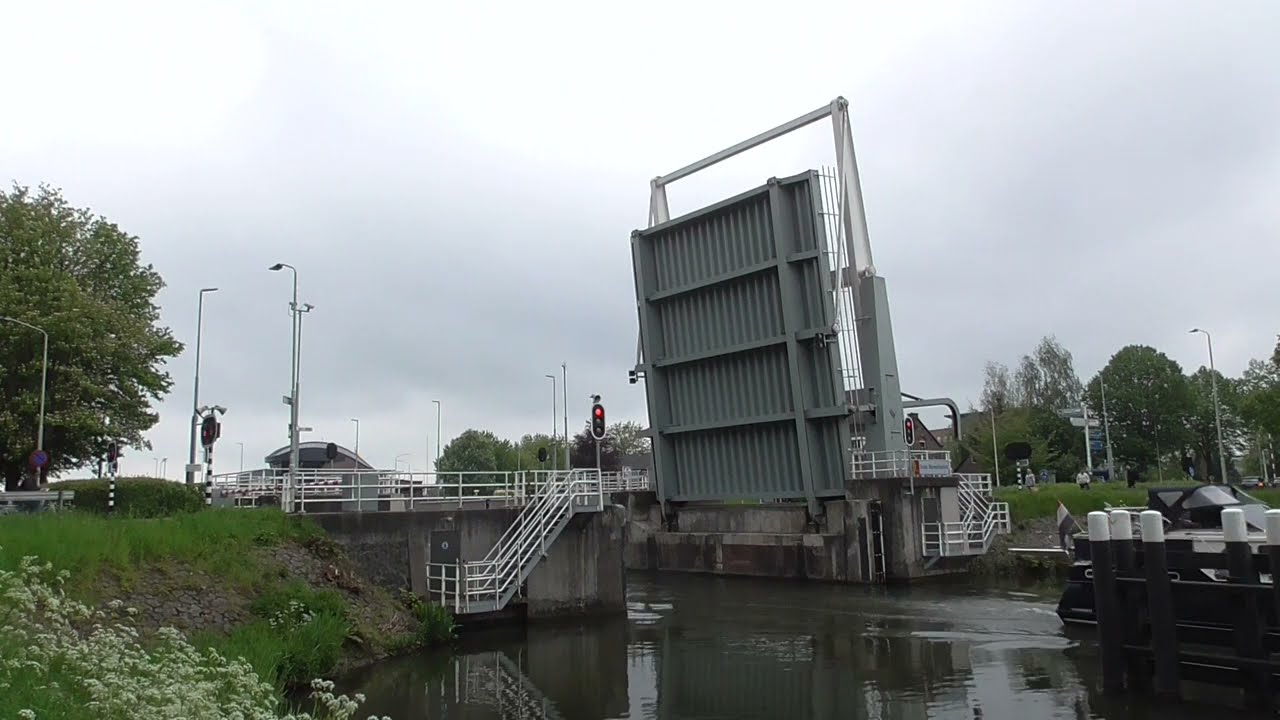 Brugopening Korte Brug Gorinchem Ophaalbrug Drawbridge/ Pont-levis/ Klappbr&uuml;cke