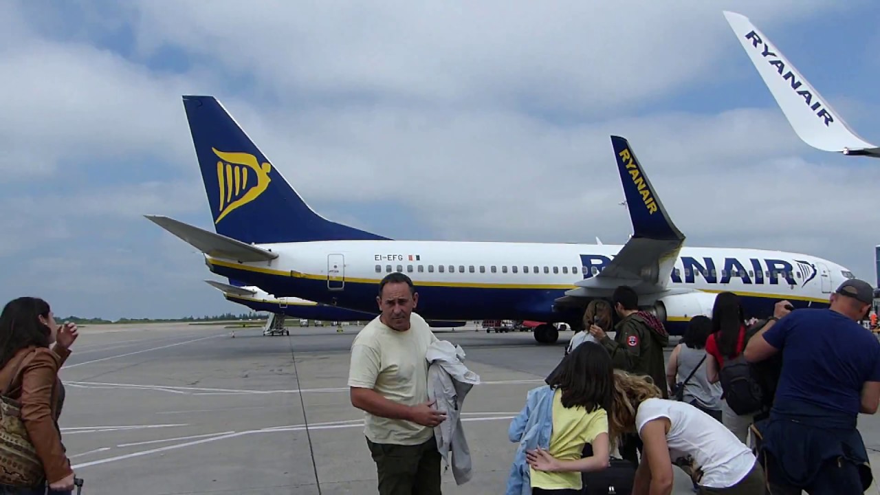 ᴴᴰ✈RYANAIR Full Flight✈Madrid Barajas to London Stansted✈B737-800