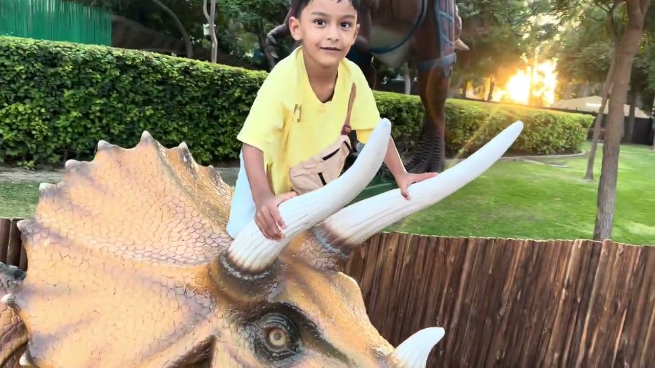 🦖Dinosaur Park  Dubai🦕 #dinosaur #garden #park  #kids #fun #dubai 