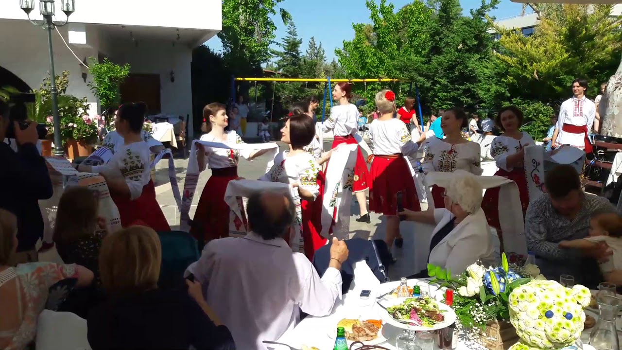 Ansamblul de dans folk din Atena 