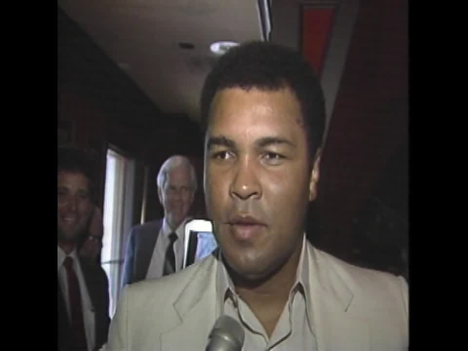 Mike Jackson vs. Muhammad Ali, 1985