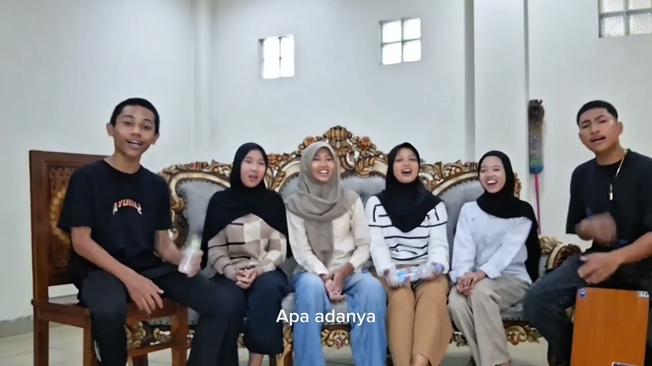 Musikalisasi Puisi Cerpen Hatarakibachi karya Awit Radiani yang berjudul Kupu-kupu di negeri robot