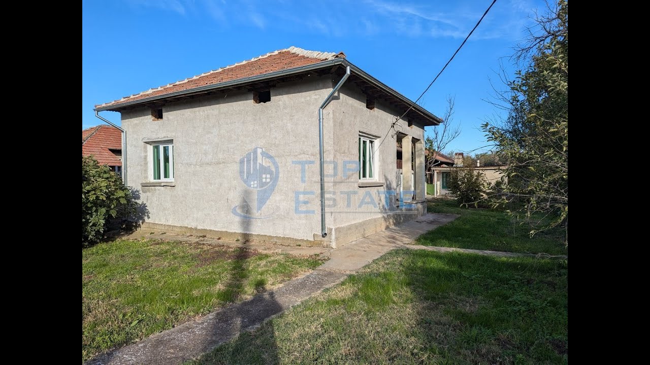 Едноетажна къща с голям двор в Страхилово/Renovated one-storey house with a large yard in Strahilovo