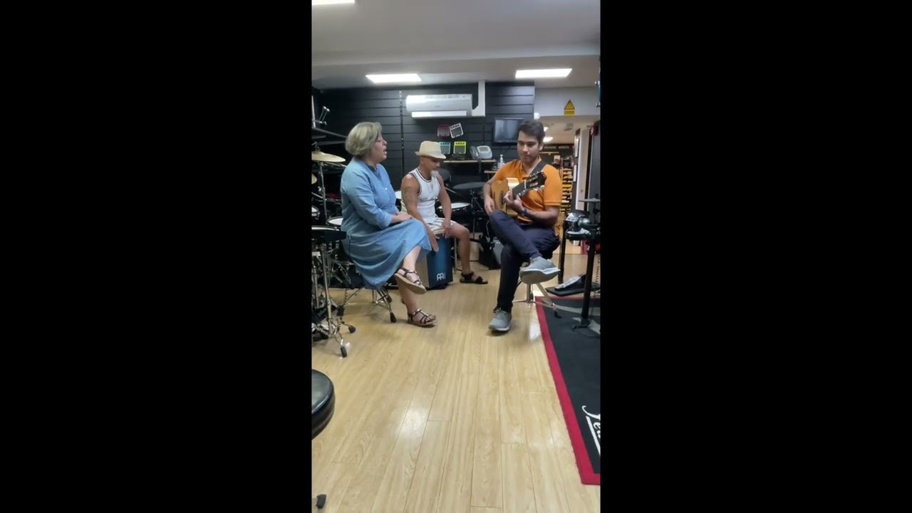 HABIBI -ARABIC - PERFORMED BY MAHSHID &DARIO& PAYAM
