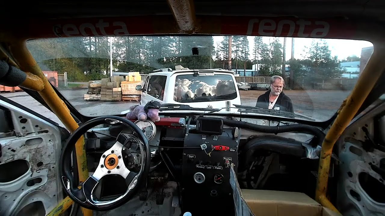 Maailman tylsin livelähetys: Sabelix 2.0i In Car kamera: , matka ajoharjoittelupäivään Sastamalassa