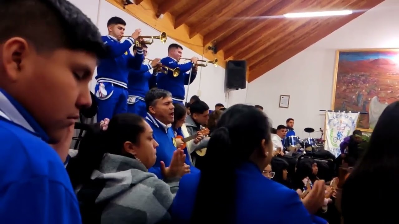 TEM Evangelico Misionero medley de alabanzas trabajo Zonal de malleco en Santiago