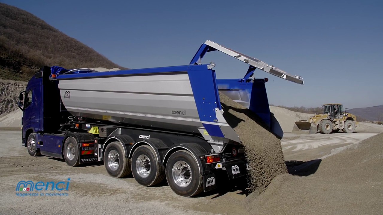 SEMITRAILERS WITH REAR TIPPING ROUNDED BODY