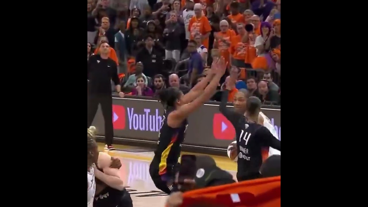 A&rsquo;ja Wilson with the game winner in the WNBA Finals over two people!!!