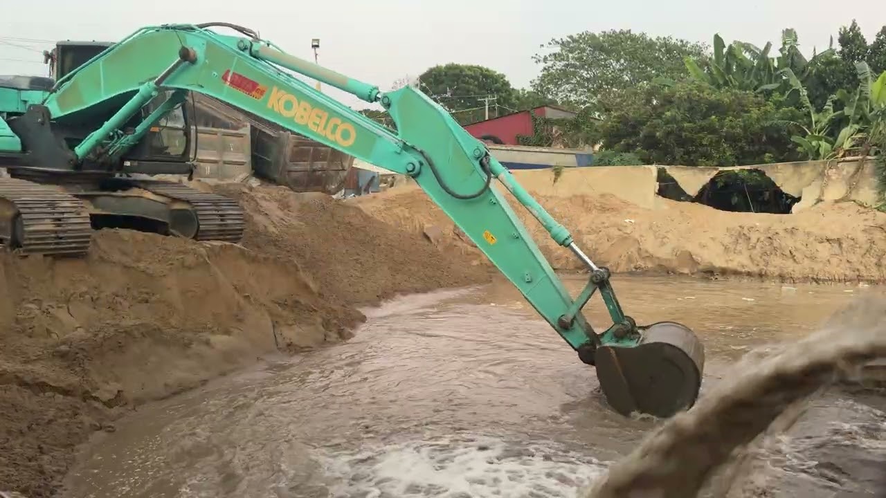 Kobelco / SK / Excavator / Working / Power Machines 🇰🇭😱🥵