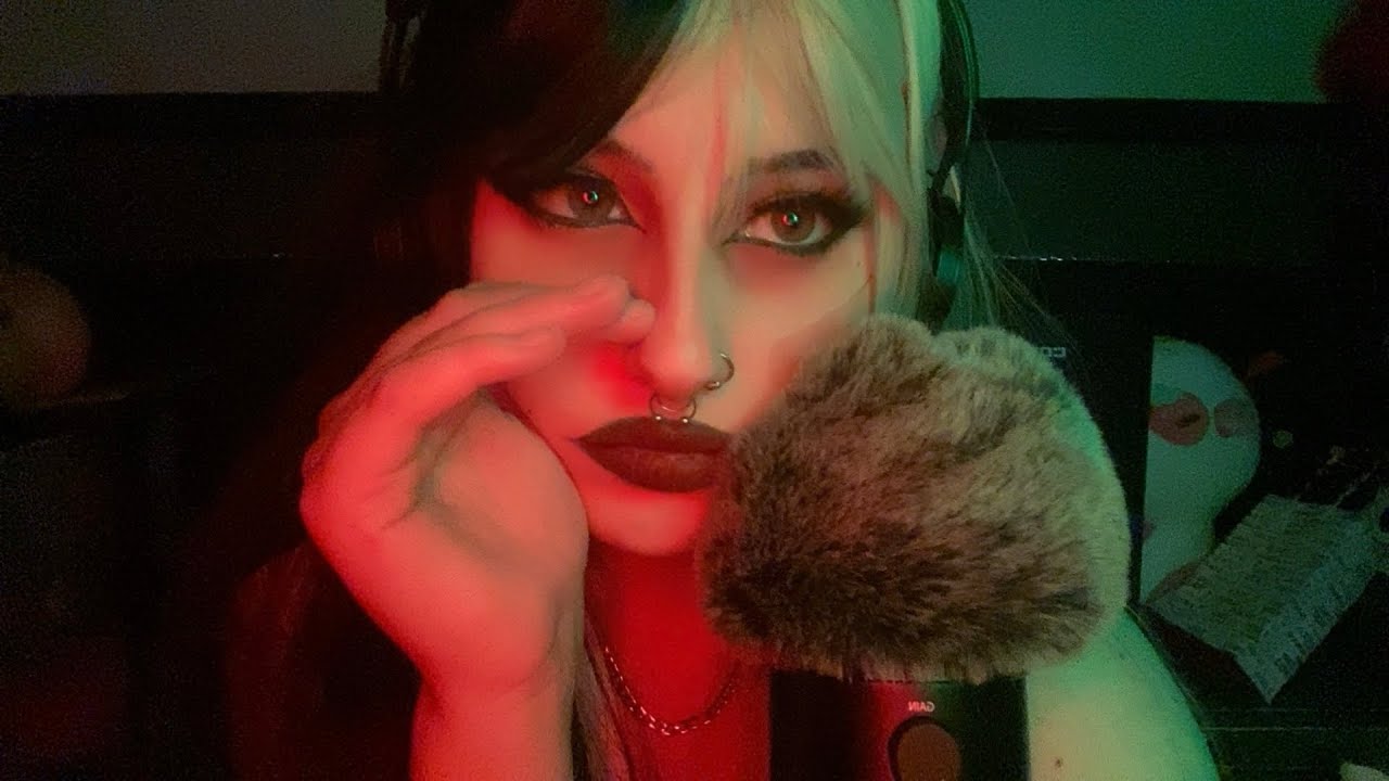 ASMR Mic scratching , Random whispers