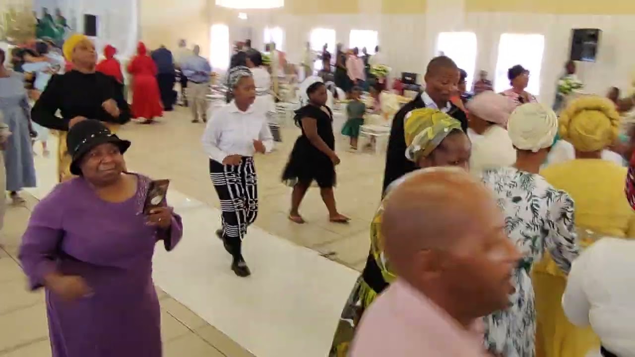Song: Ungumalusi Olungileyo uyazazi, Izimvu zakhe