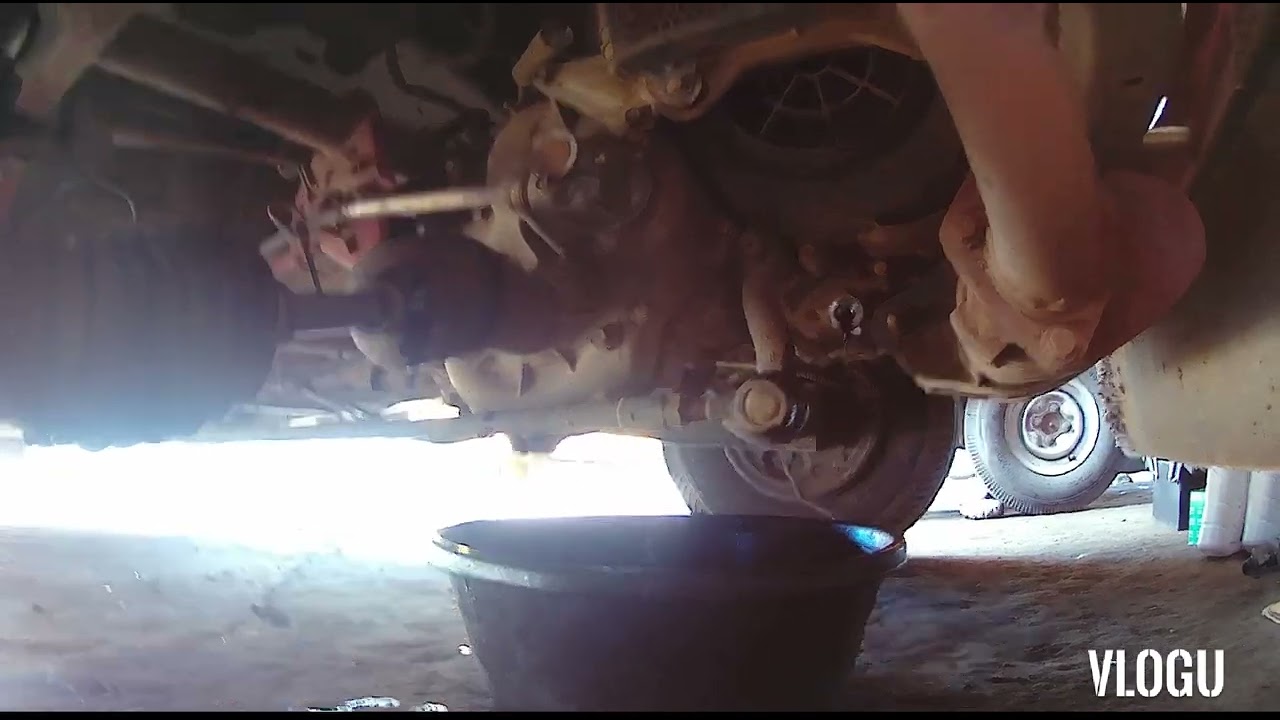 BAJAJ RE  new model CHANGE OIL... tutorial