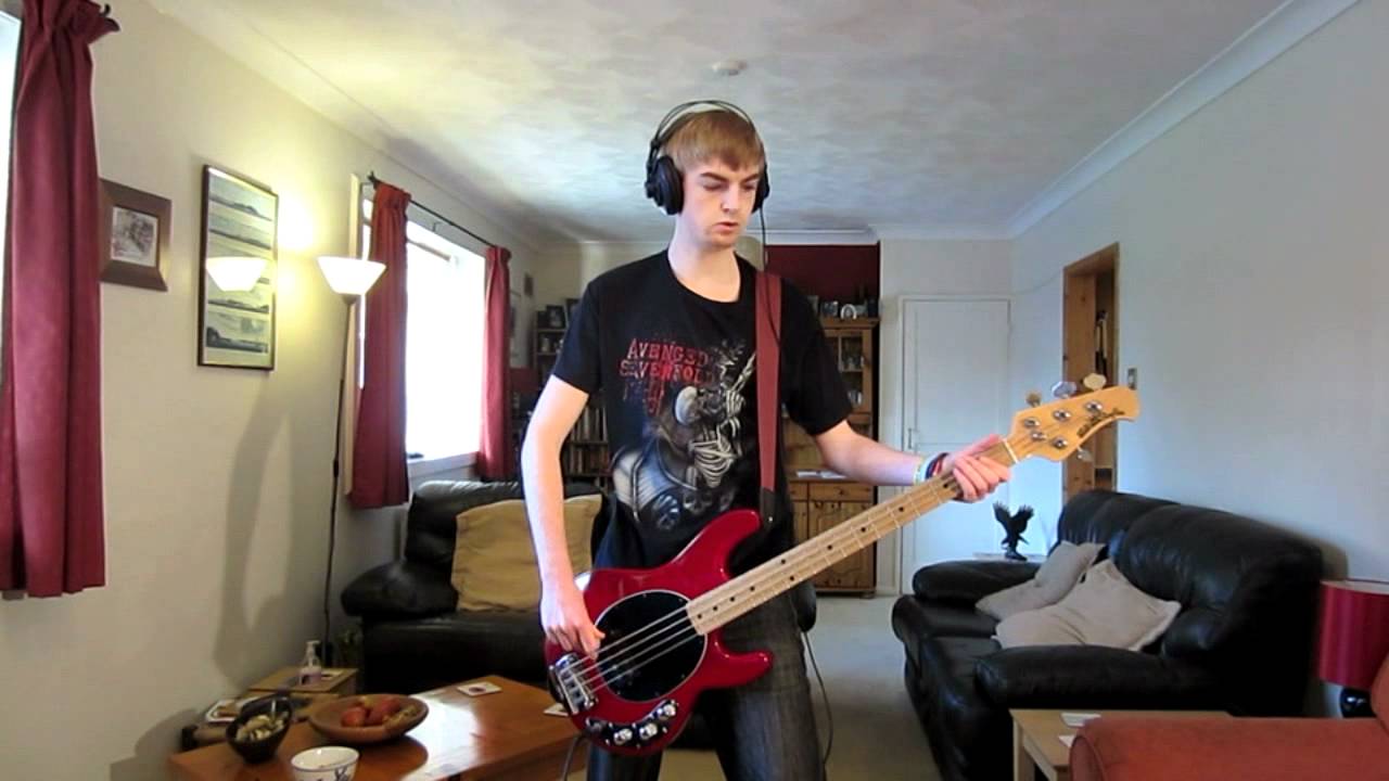 Avenged Sevenfold - Dancing Dead Bass Cover
