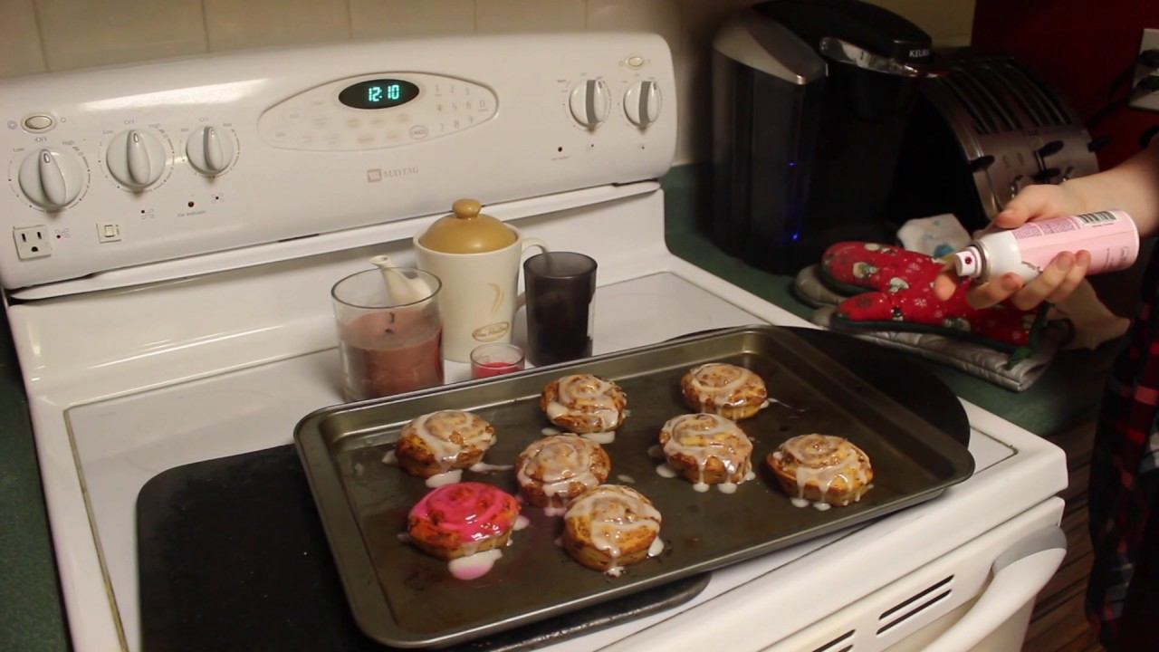 Free! - Sousuke and Haru try baking