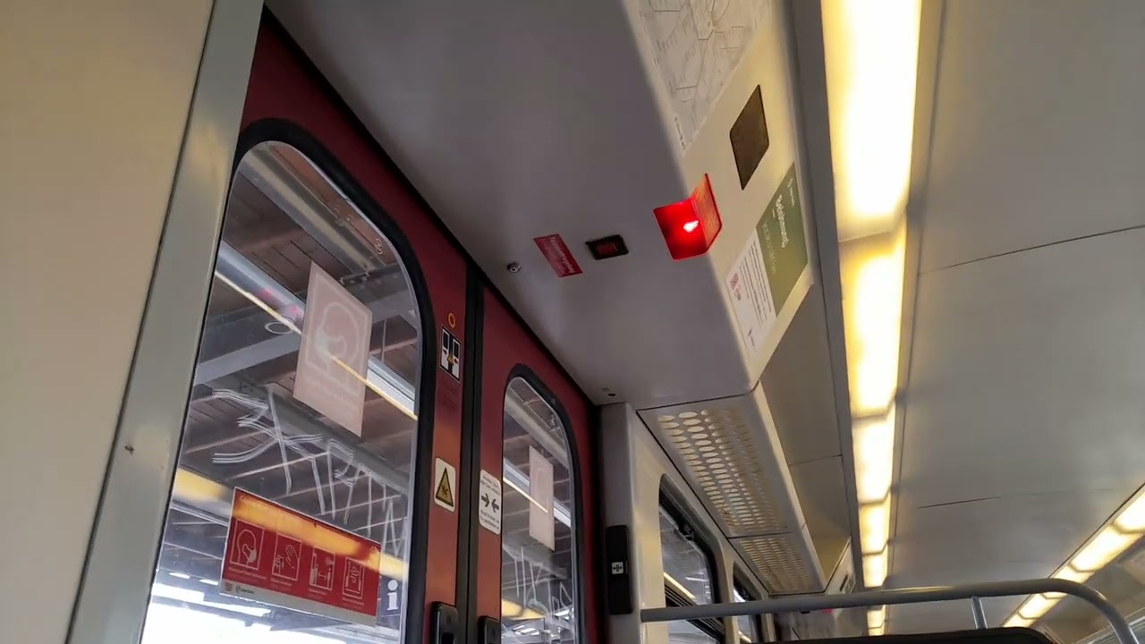 S-Bahn Berlin: Mitfahrt in der BR 485 040 auf der S46 (historische Aufnahmen)