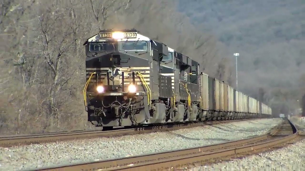 COAL DRAG With NS 8139 as the leader