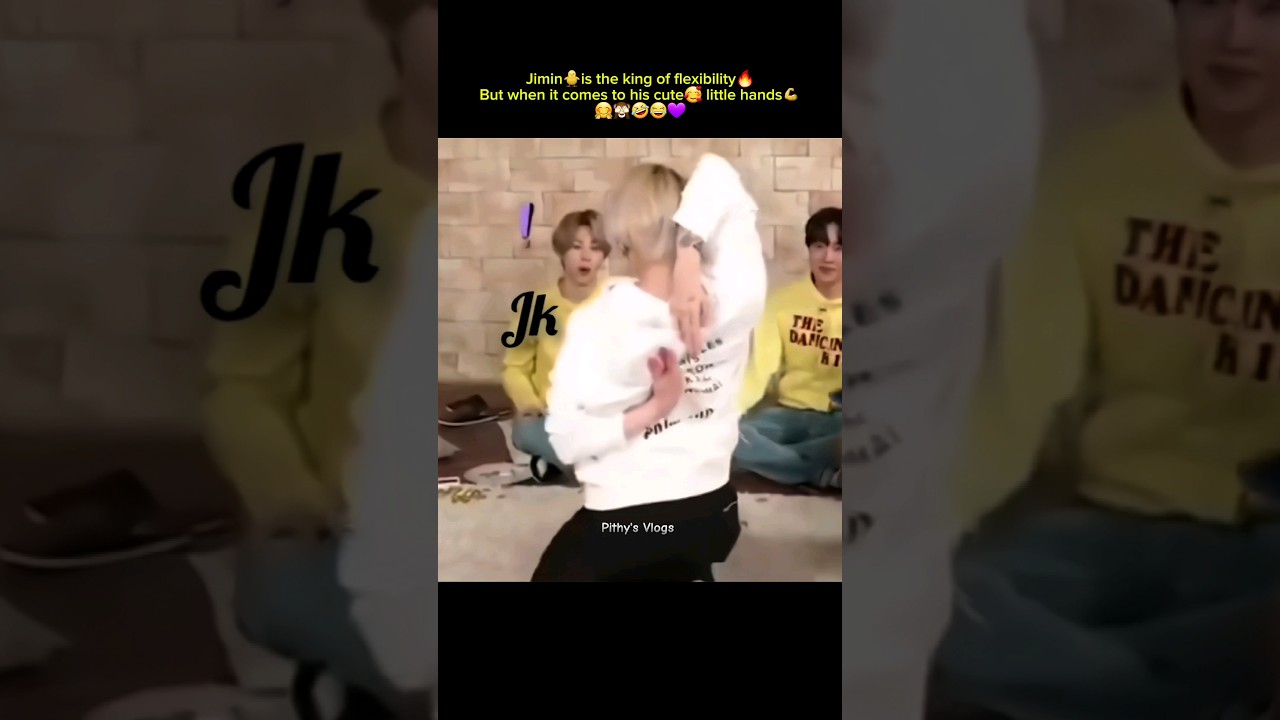Jimin🐥The king of flexibility🔥But when it comes to his cute🥰little hands🤗 #shorts#bts #youtubeshorts