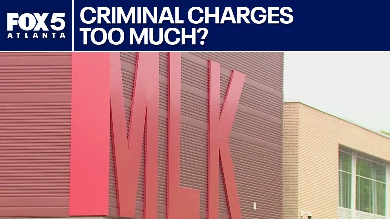 Students fight teacher at school named after Dr. King | FOX 5 News