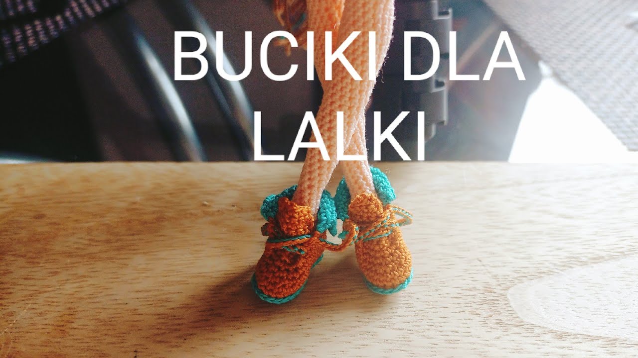 LALKA NA SZYDEŁKU: BUTY