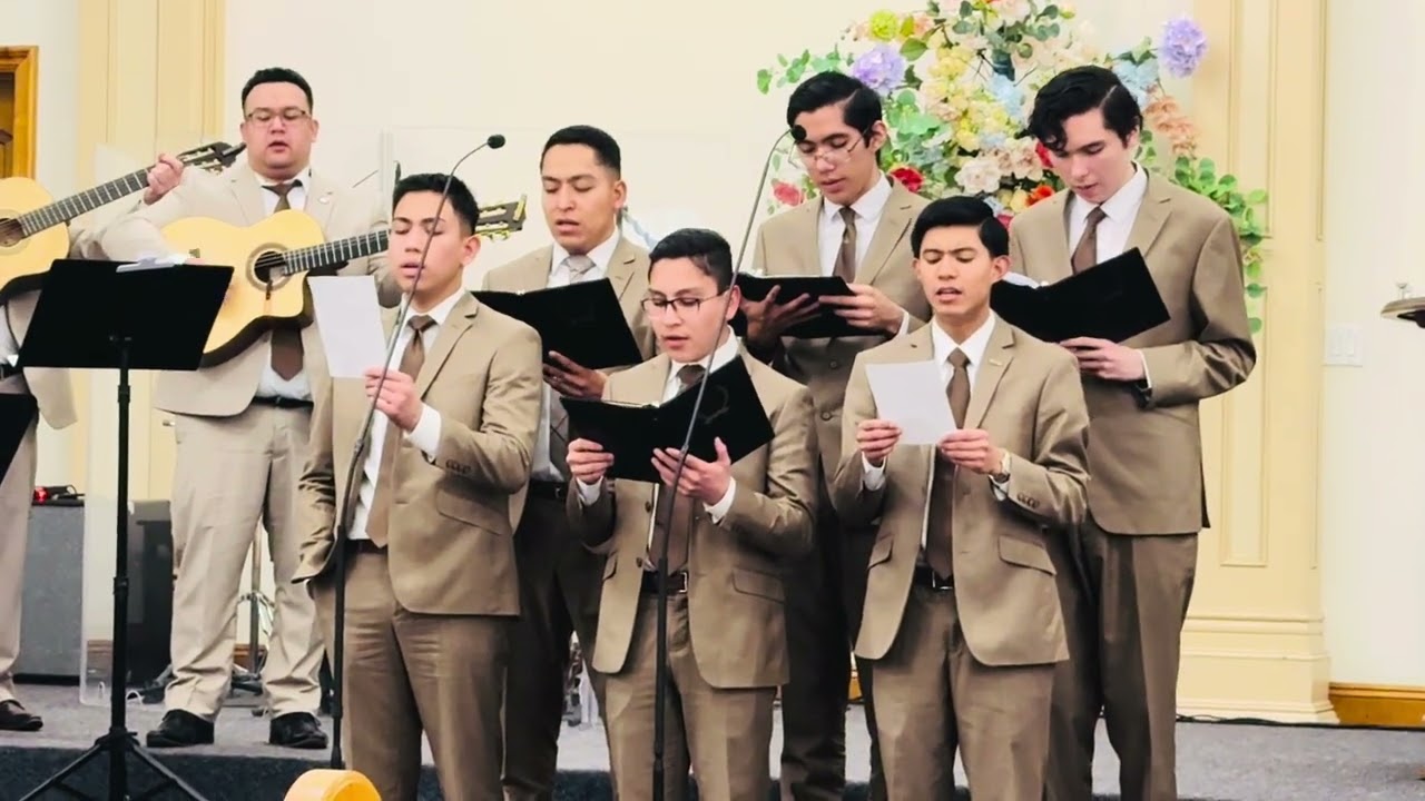 VIVIENTES DE CRISTO || CORO JUVENIL 