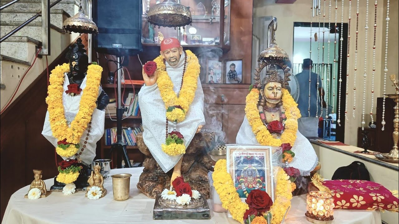 Sai Bhajan Sandhya by Sai Mitr - Pune