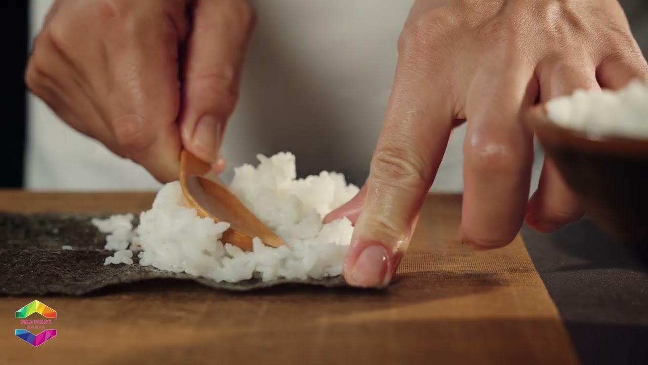 Sushi hải sản | Vina Pulse Media | Sản xuất Video chuy&ecirc;n nghiệp
