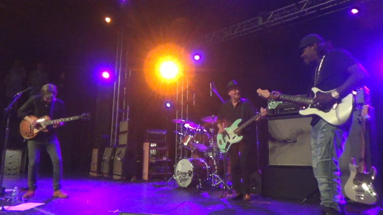 Eric Johnson and Eric Gales 