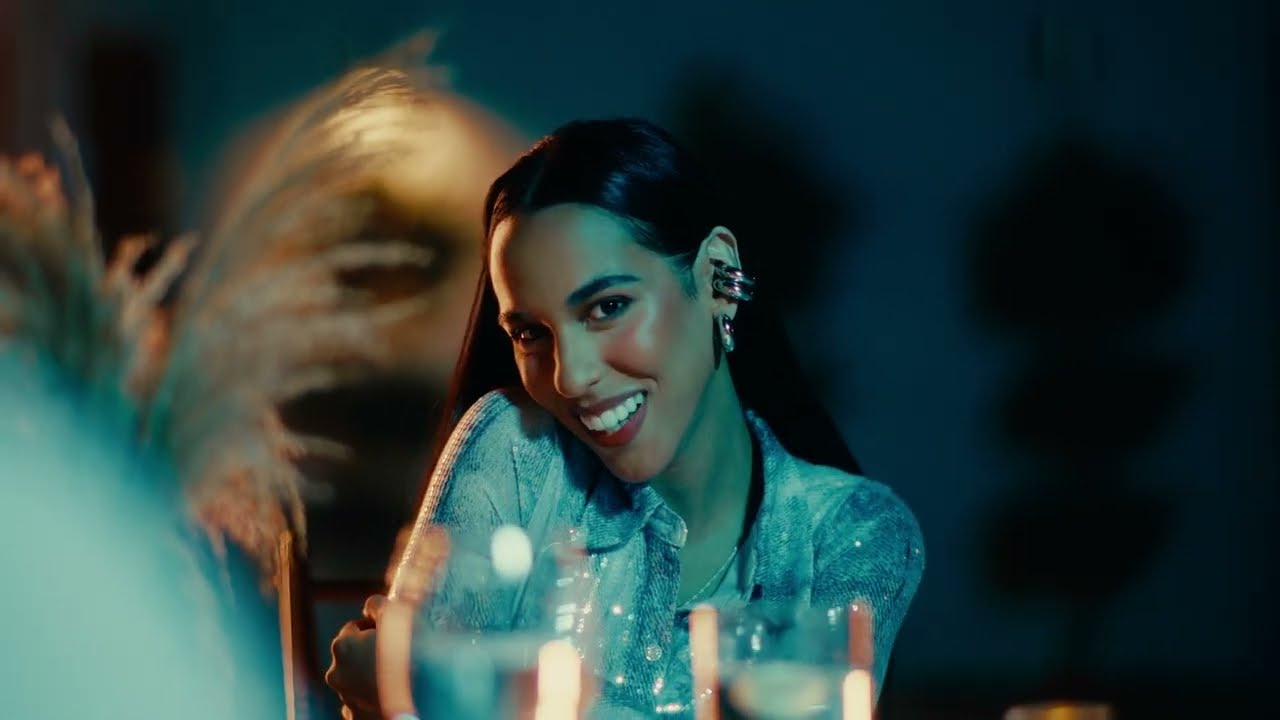 FINESS - 11:11 (VIDEO OFICIAL)
