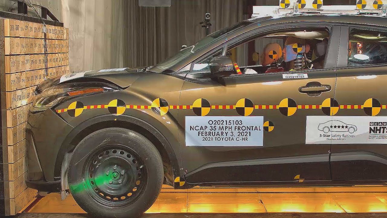 2021 Toyota C-HR Frontal Crash Test