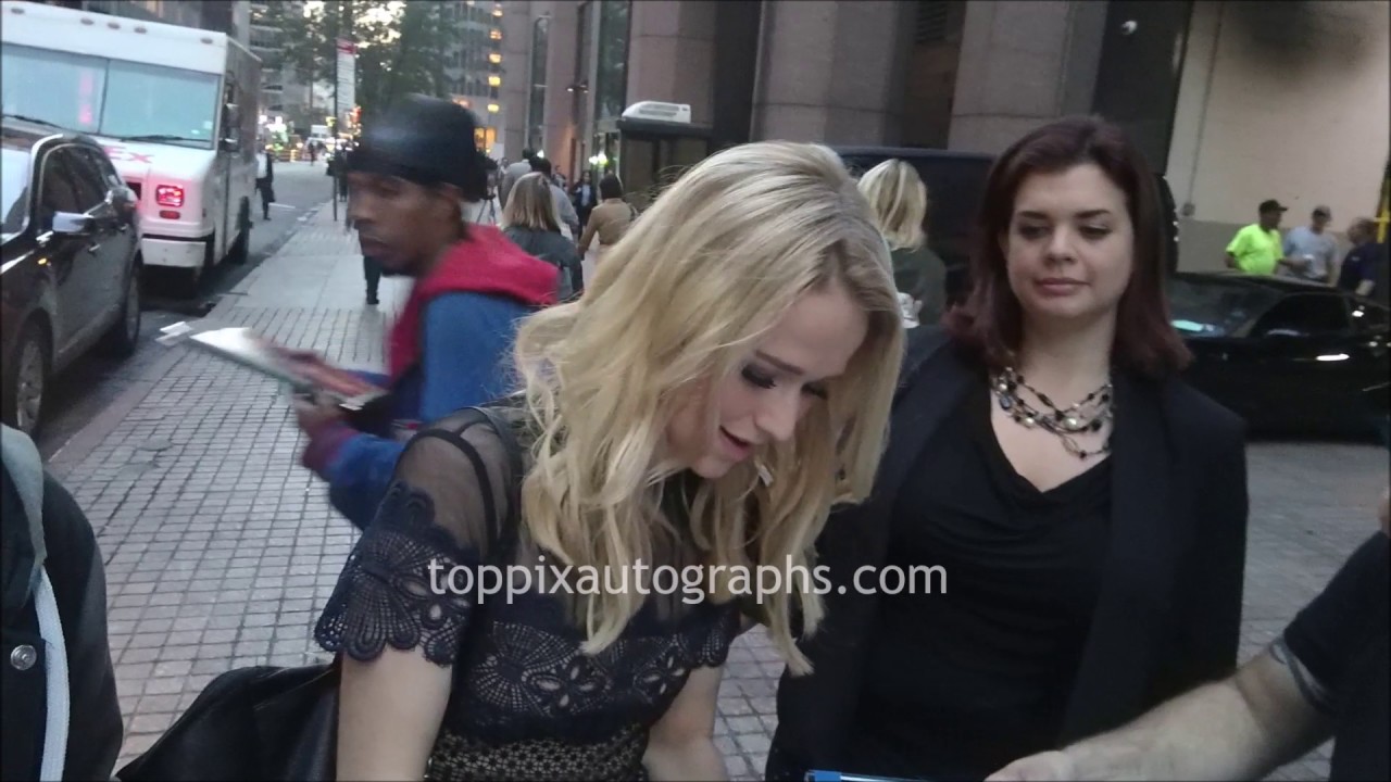 Russell Tovey & Johanna Braddy - SIGNING AUTOGRAPHS while promoting in NYC