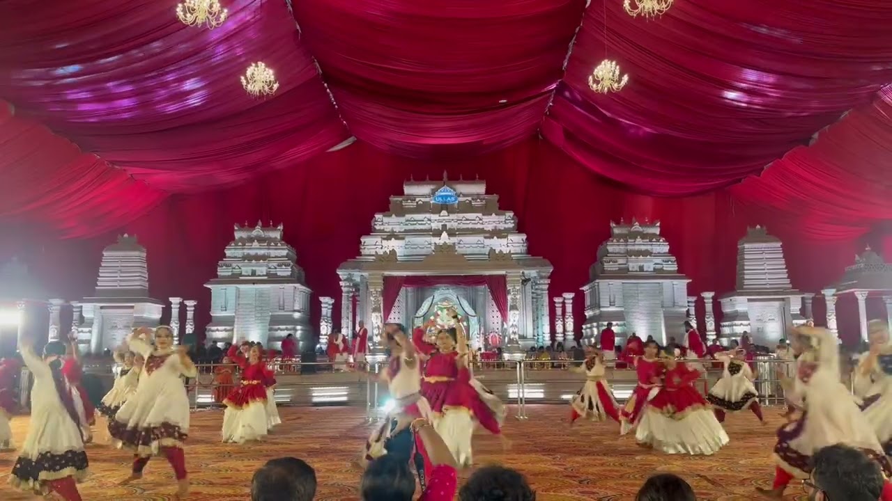 The grace and beauty of classical dance performances by Aayana Dance Company. 