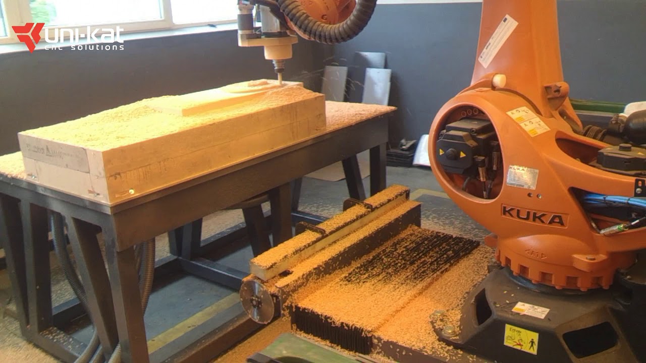 Robot do frezowania naddatków technologicznych od Uni-kat CNC Solutions