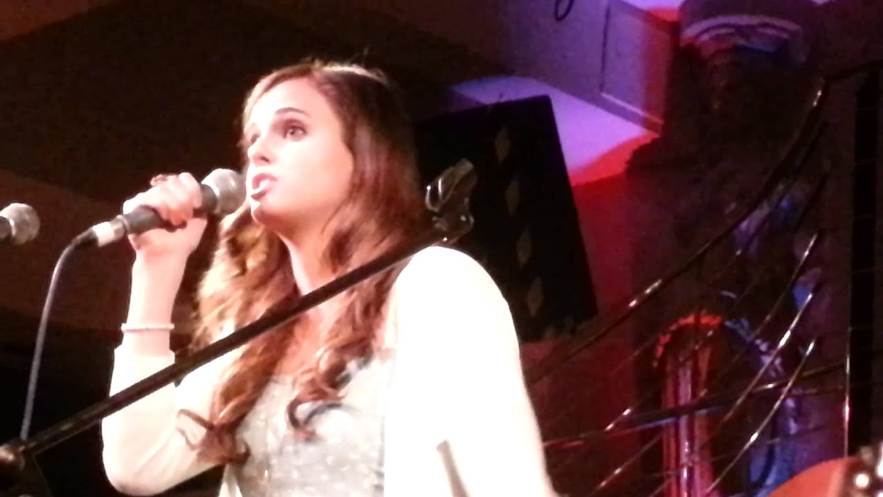 Tiffany Alvord - LIVE - Pizza Express - London - That's What Makes You Beautiful - One Direction